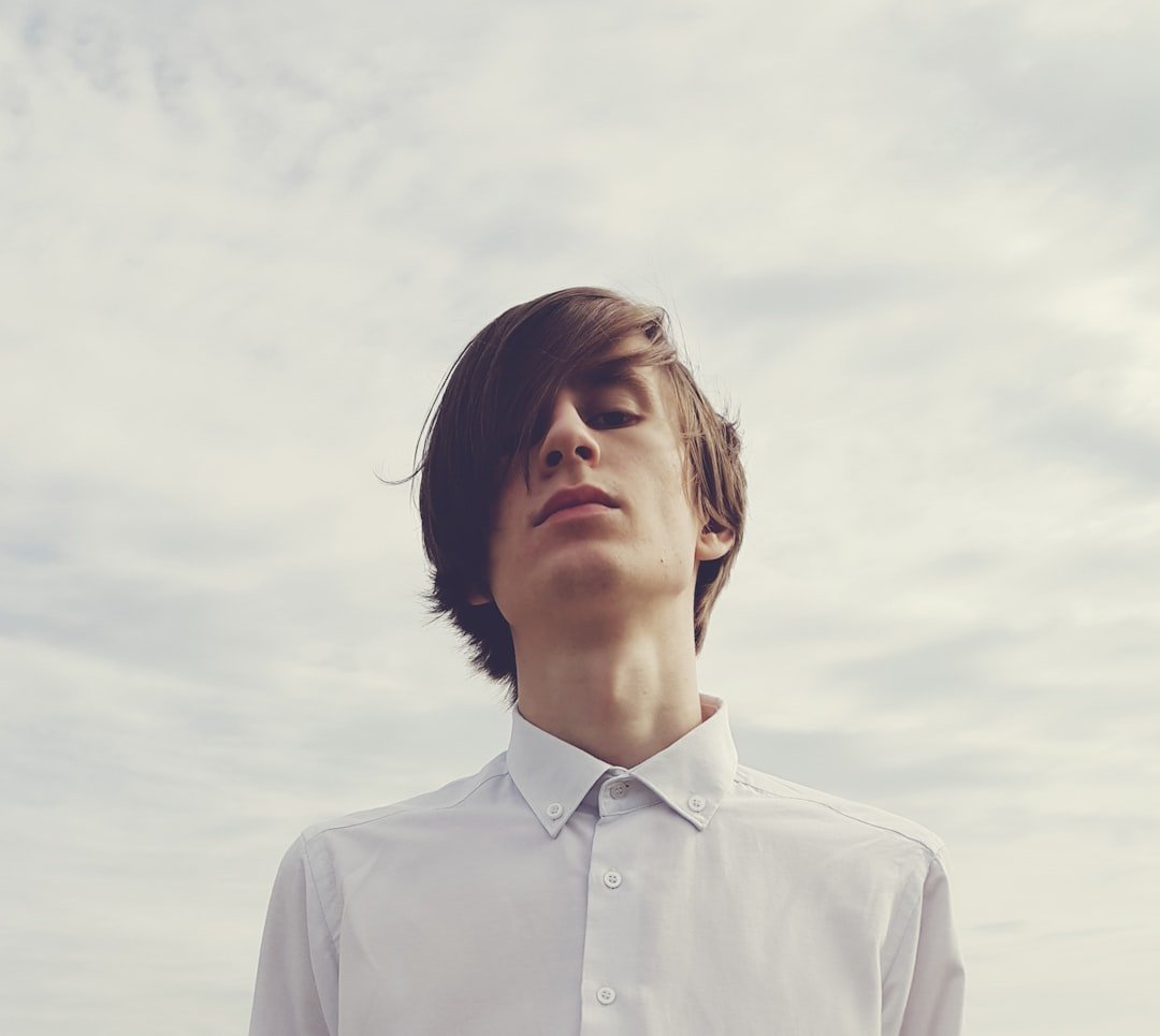 The Rise of Minimalism in India: Why Young Indians Are Choosing to Own Less