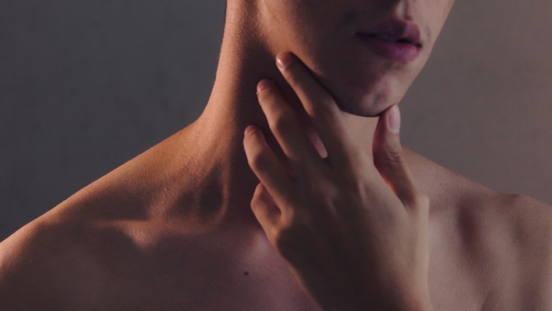 Understanding Thyroid Problems in India: Causes, Symptoms, and the Right Treatment